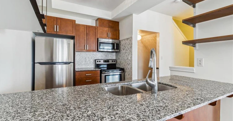 209 Westbank Trail, Hamilton, ON, L8J 0H4 - 22