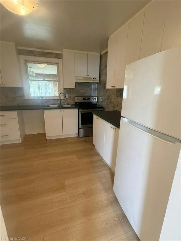 33 Stone Church Road W, Hamilton, ON, L9B 1A1 - 5