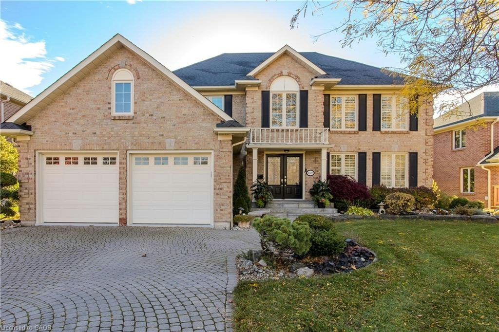 1327 Hazelton Boulevard, Burlington, ON, L7P 4V1