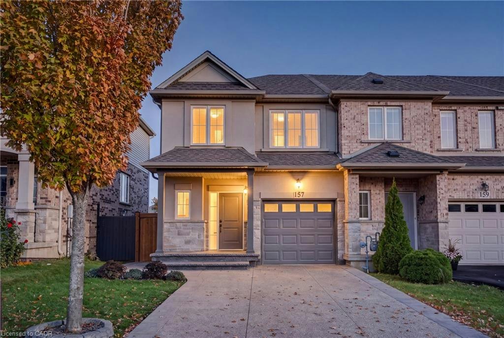 157 Highgate Heights, Hamilton, ON, L8J 0C3