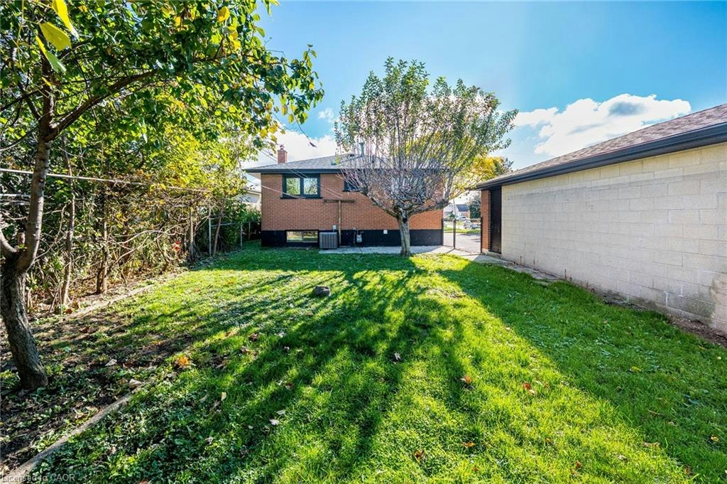 Upper-135 Nugent Drive, Hamilton, ON, L8H 2N3 - 31