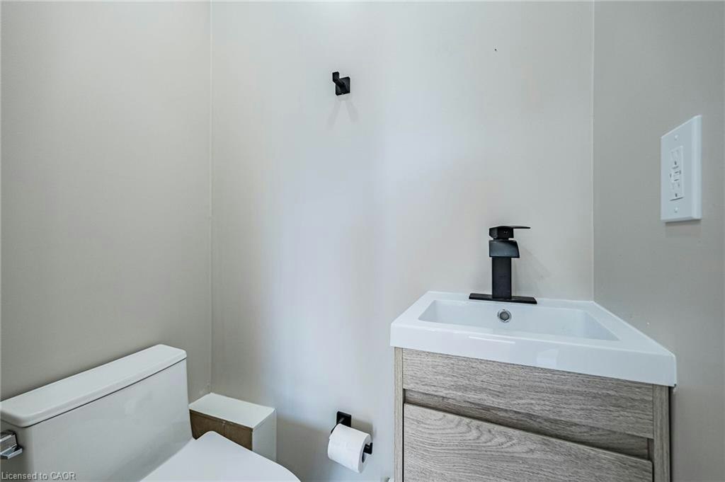 Upper-135 Nugent Drive, Hamilton, ON, L8H 2N3 - 26