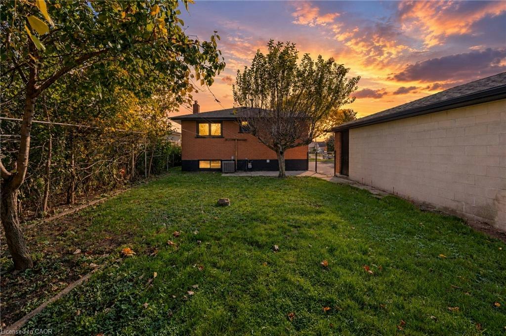 Upper-135 Nugent Drive, Hamilton, ON, L8H 2N3 - 32