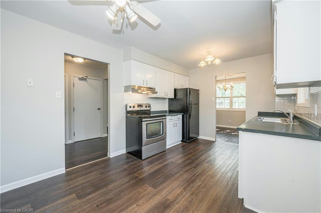 UPPER-328 Breezewood Crescent, Waterloo, ON, N2L 5K5 - 14