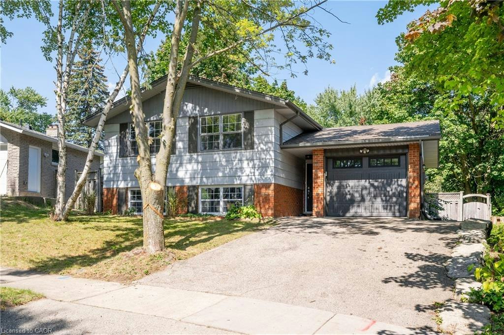UPPER-328 Breezewood Crescent, Waterloo, ON, N2L 5K5 - 2
