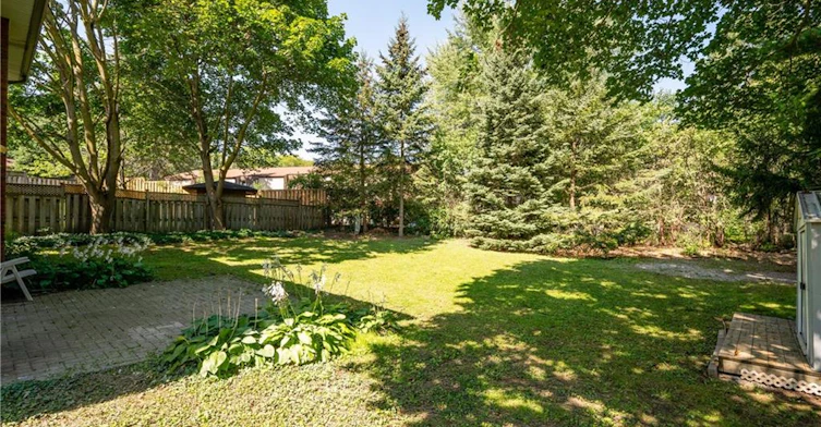 UPPER-328 Breezewood Crescent, Waterloo, ON, N2L 5K5 - 27