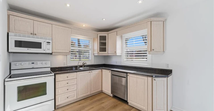 458 East 37th Street, Hamilton, ON, L8V 4B9 - 6