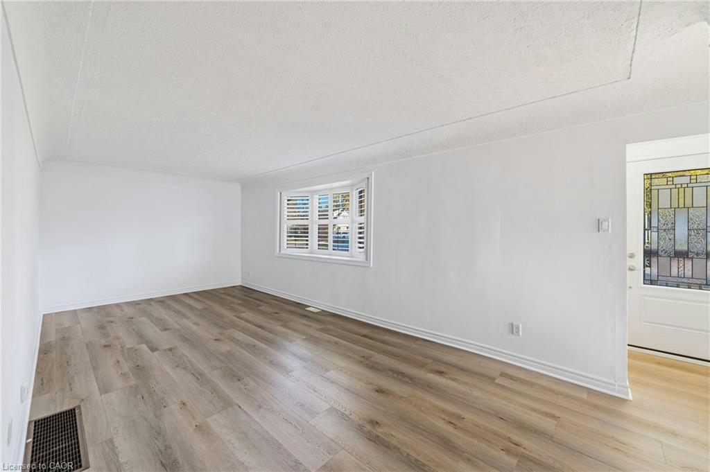 458 East 37th Street, Hamilton, ON, L8V 4B9 - 9