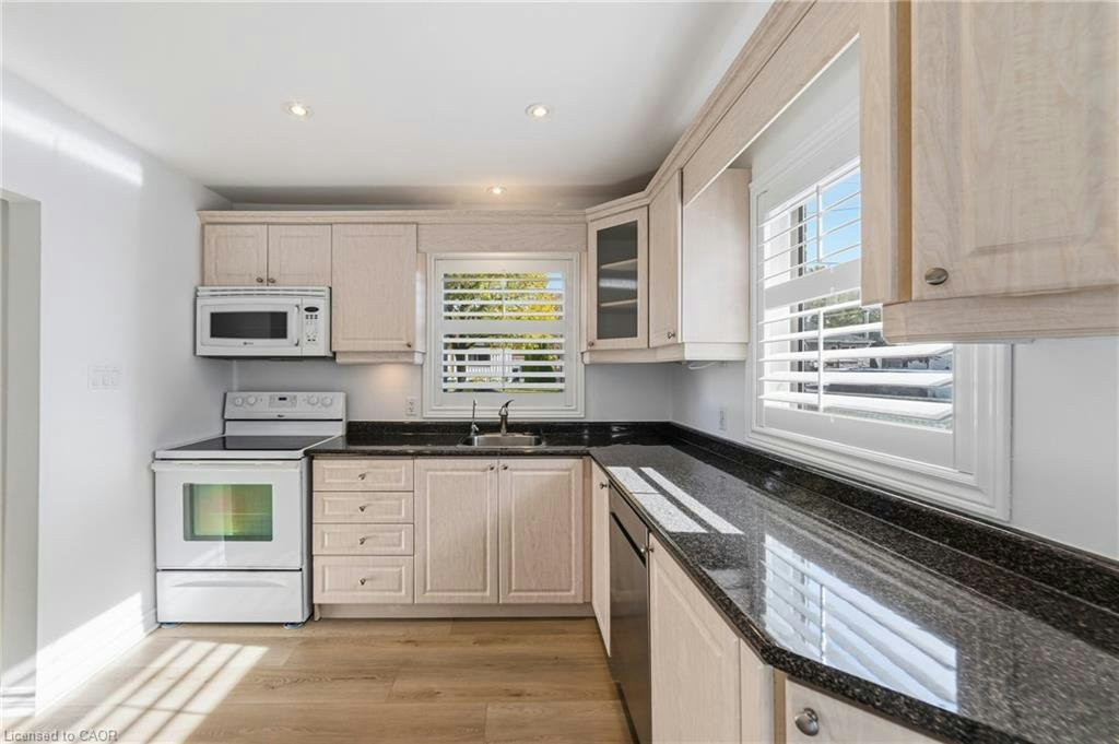 458 East 37th Street, Hamilton, ON, L8V 4B9 - 7
