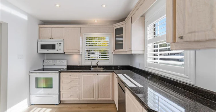 458 East 37th Street, Hamilton, ON, L8V 4B9 - 7