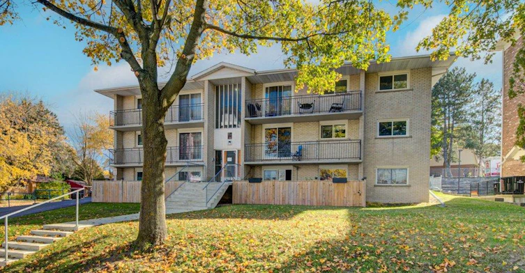 1-317 Erb Street W, Waterloo, ON, N2L 1W4