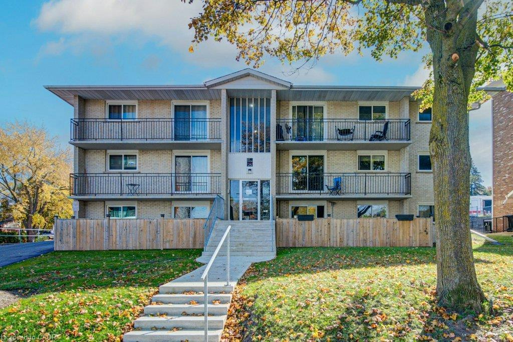1-317 Erb Street W, Waterloo, ON, N2L 1W4 - 12
