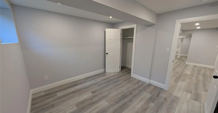 137 Chaumont Drive, Hamilton, ON, L8J 0J6 - 10