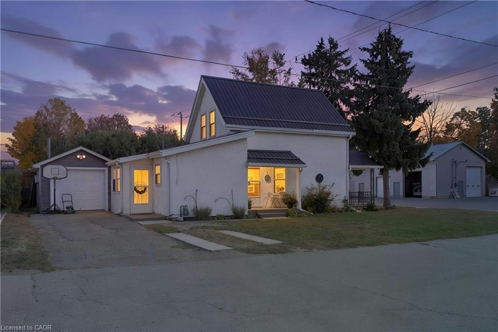 42 Fourth Street, Tillsonburg, ON, N4G 1H2