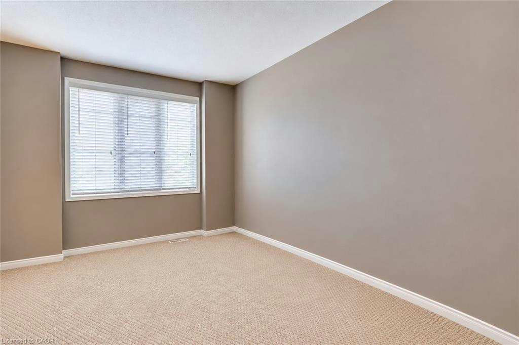 703 Paris Boulevard, Waterloo, ON, N2T 2X9 - 11