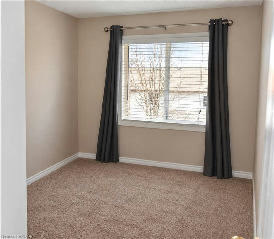 703 Paris Boulevard, Waterloo, ON, N2T 2X9 - 10