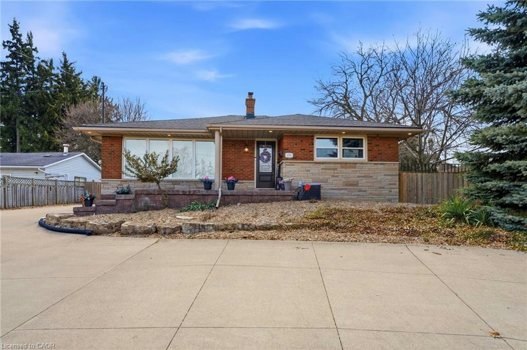 473 Mohawk Road W, Hamilton, ON, L9C 1X3