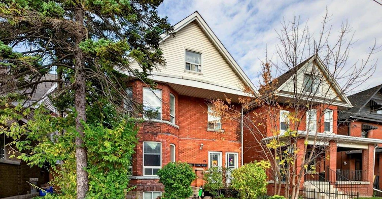 MAIN-42 Sherman Avenue S, Hamilton, ON, L8M 2P4