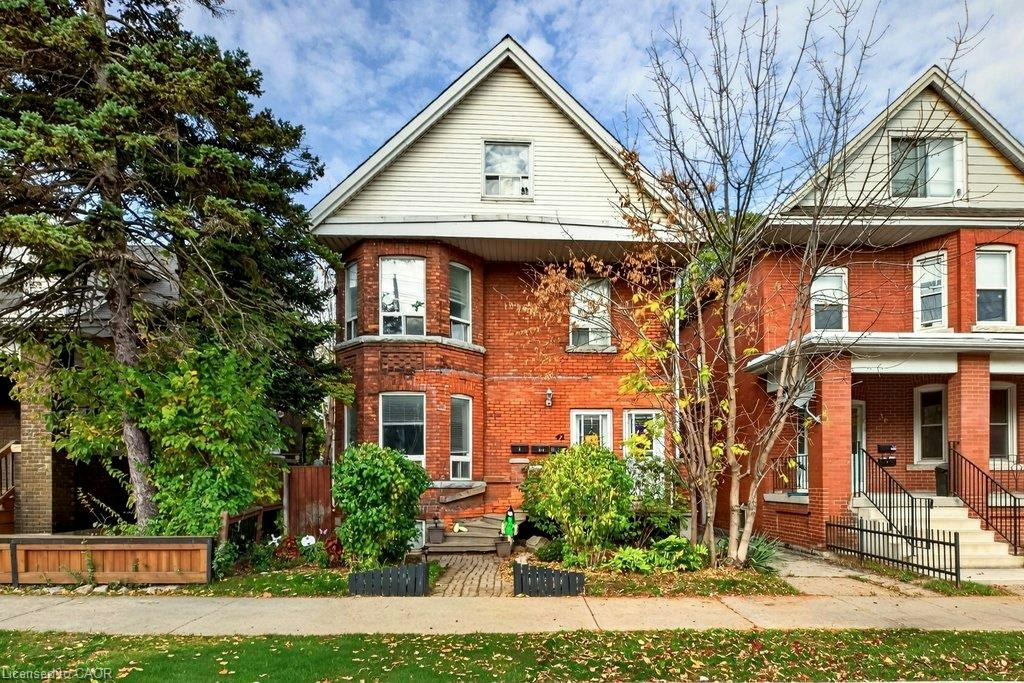 MAIN-42 Sherman Avenue S, Hamilton, ON, L8M 2P4 - 2