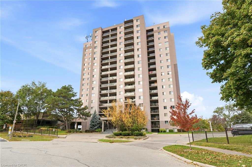 1501-975 Warwick Court, Burlington, ON, L7T 3Z7