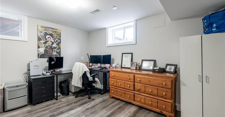 Lower-242 West 17th Street, Hamilton, ON, L9C 4G2 - 12