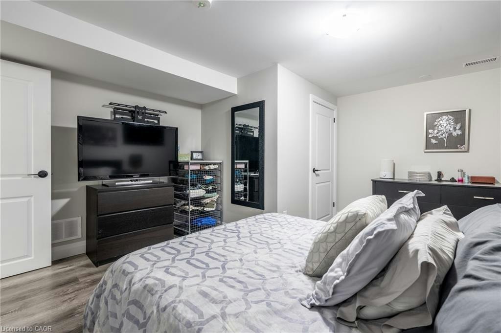 Lower-242 West 17th Street, Hamilton, ON, L9C 4G2 - 10