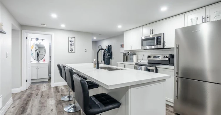 Lower-242 West 17th Street, Hamilton, ON, L9C 4G2 - 3