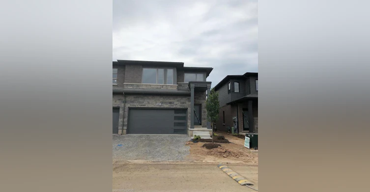 60-4552 Portage Road, Niagara Falls, ON, L2E 6A8