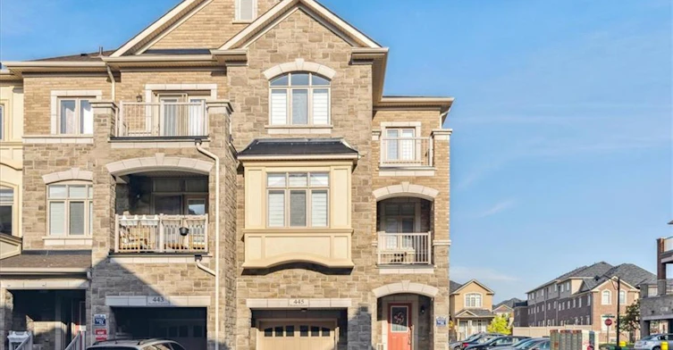 445 Brooklyn Common, Oakville, ON, L6H 3P4