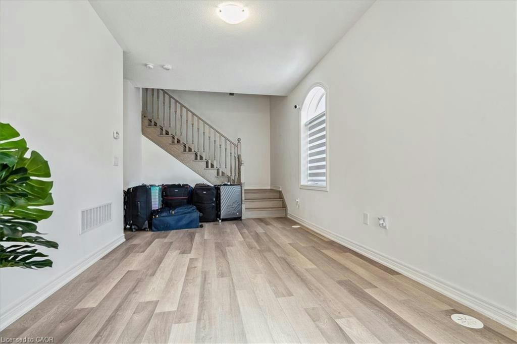 445 Brooklyn Common, Oakville, ON, L6H 3P4 - 5