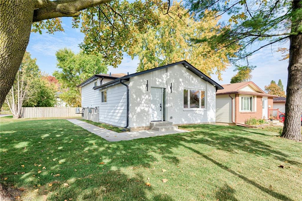 6 Hillside Drive, Kitchener, ON, N2E 1R2
