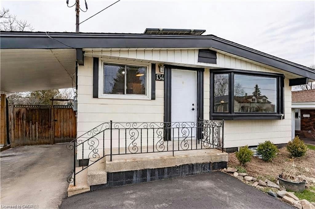 2-134 Deschene Avenue, Hamilton, ON, L9A 3K1 - 2