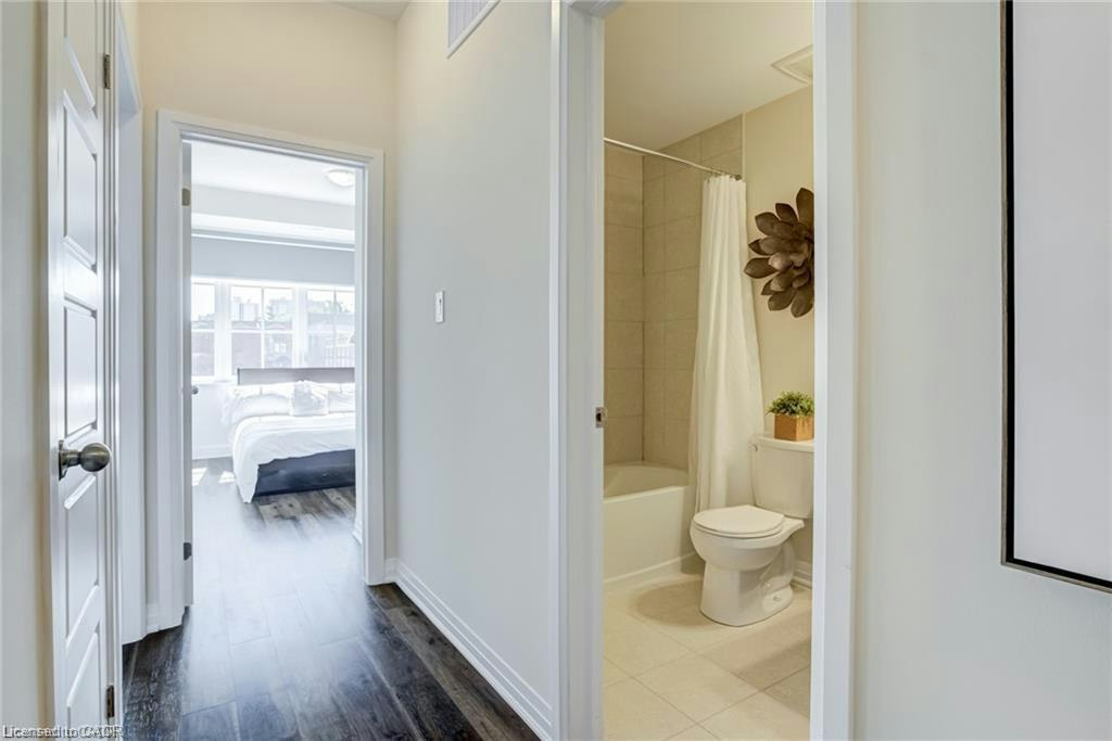 204-12 Blanshard Street, Hamilton, ON, L8P 0C7 - 13