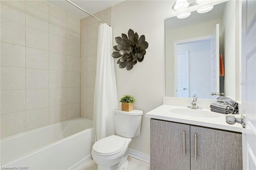 204-12 Blanshard Street, Hamilton, ON, L8P 0C7 - 19