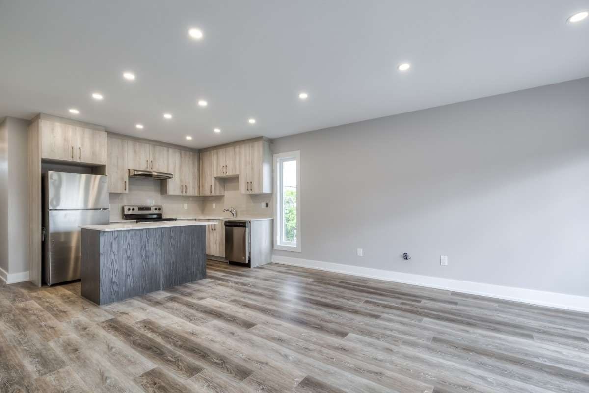 3-53 Rockcliffe Boulevard, Toronto, ON, M6N 4R3
