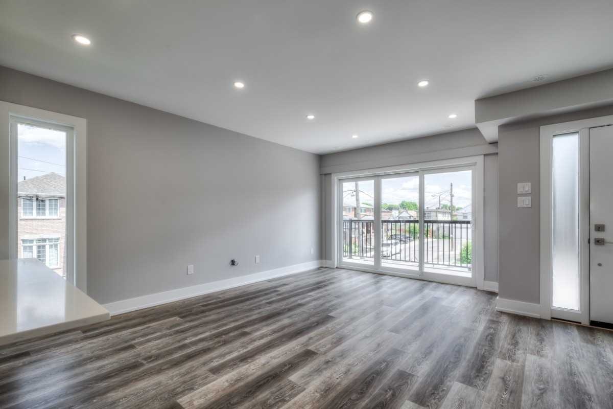 3-53 Rockcliffe Boulevard, Toronto, ON, M6N 4R3 - 7