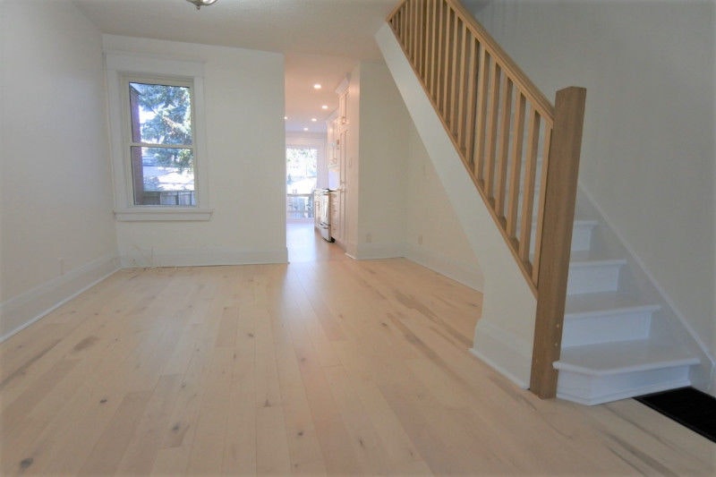 Main-19A Hiawatha Road, Toronto, ON, M4L 2X7 - 3