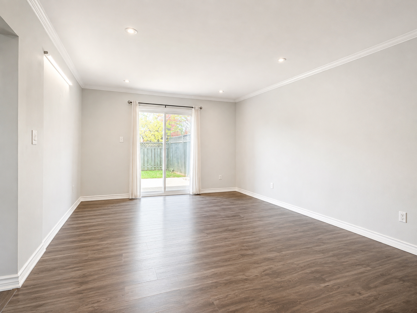 1178 Upper Wentworth Street, Hamilton, ON, L9A 5G2 - 3
