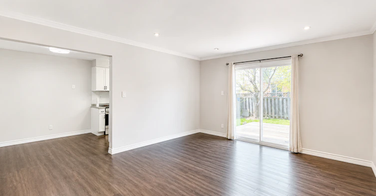 1178 Upper Wentworth Street, Hamilton, ON, L9A 5G2 - 4