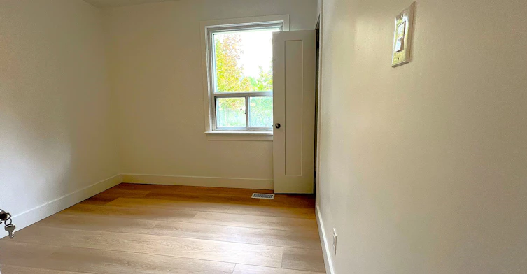 979 Danforth Road, Toronto, ON, M1K 1J3 - 4