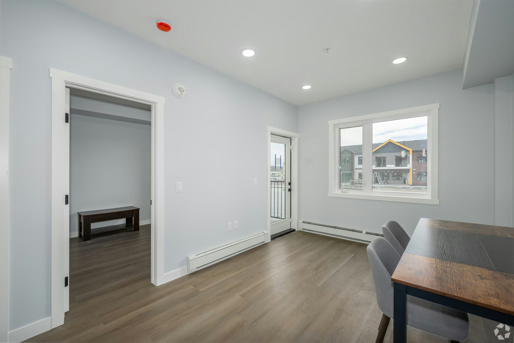 U1110-348 Greystone Boulevard, Cochrane, AB, T4C 2B8 - 3