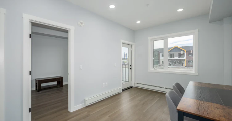 U1110-348 Greystone Boulevard, Cochrane, AB, T4C 2B8 - 3