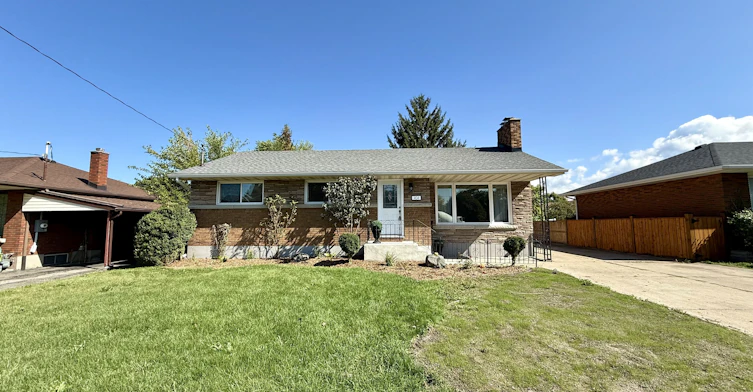 404 Grantham Avenue, St. Catharines, ON, L2M 5A6