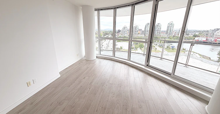 603-685 Pacific Boulevard, Vancouver, BC, V6B 0R4