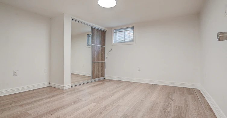 Lower-79 O'connor Drive, Toronto, ON, M4K 2K4 - 21