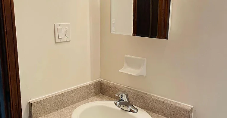2-73 Roncesvalles Avenue, Toronto, ON, M6R 2K6 - 11