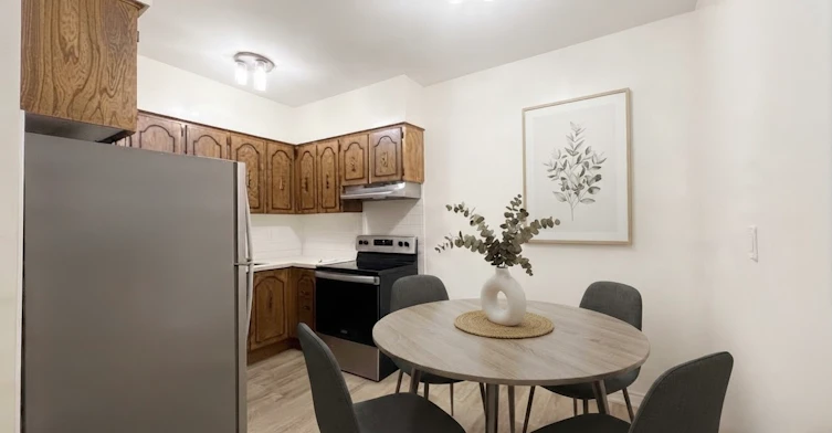 2-73 Roncesvalles Avenue, Toronto, ON, M6R 2K6 - 6