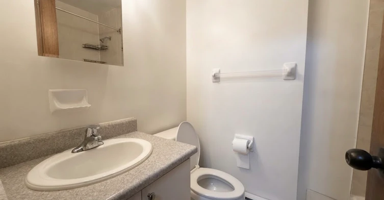 2-73 Roncesvalles Avenue, Toronto, ON, M6R 2K6 - 10