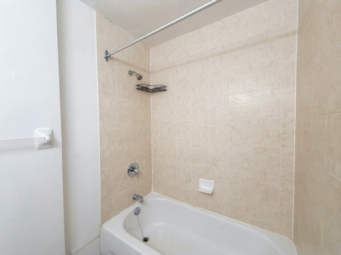 2-73 Roncesvalles Avenue, Toronto, ON, M6R 2K6 - 11