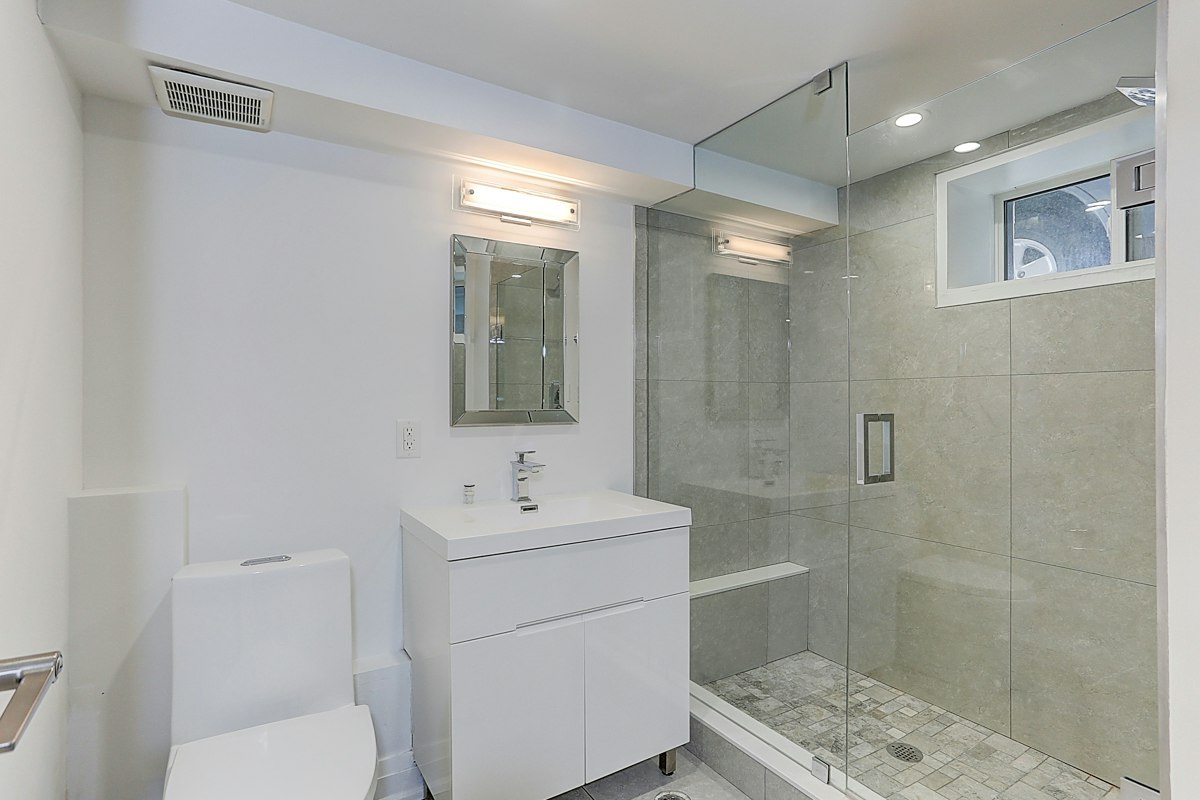 Lower-61 Clouston Avenue, Toronto, ON, M9N 1A6 - 17